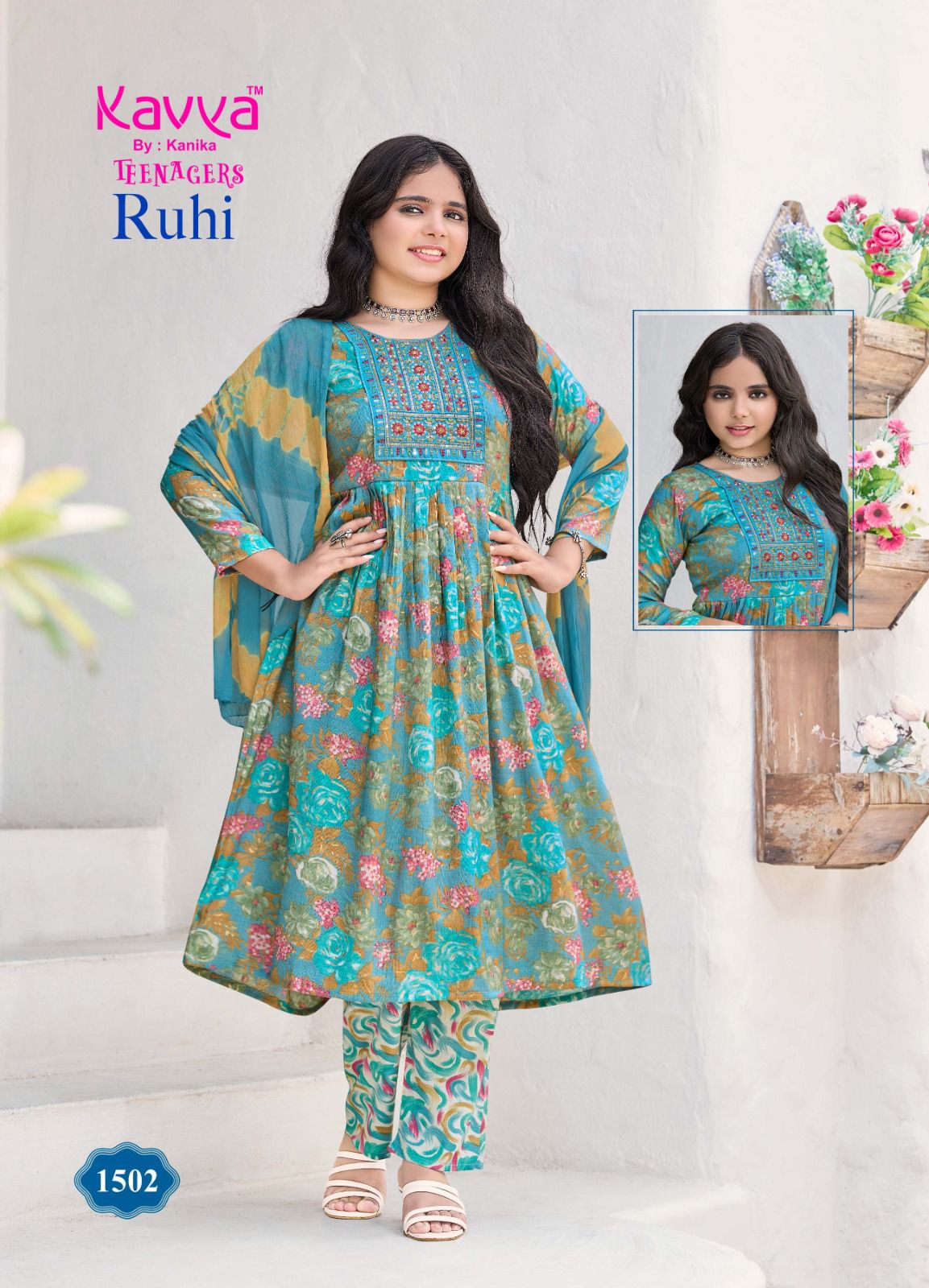 Teen Girls Chudidhar Set - TC008